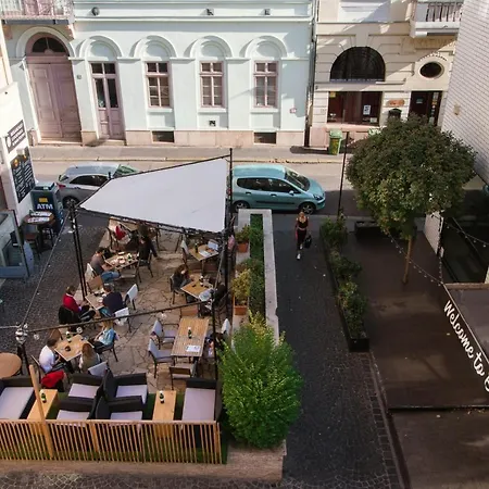 Kiraly Pop Studio With Terrace With Free Parking Apartment