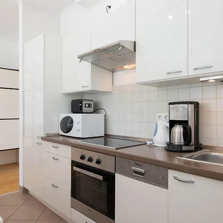 Kiraly Pop Studio With Terrace With Free Parking *